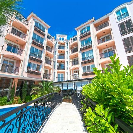 Romance Marine Aparthotel サニービーチ エクステリア 写真