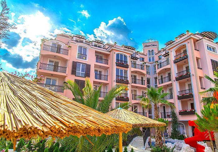 Romance Marine Aparthotel サニービーチ エクステリア 写真