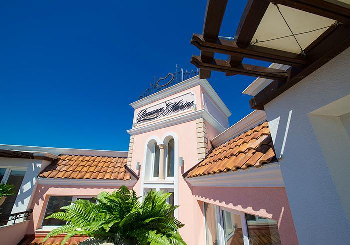 Romance Marine Aparthotel サニービーチ エクステリア 写真